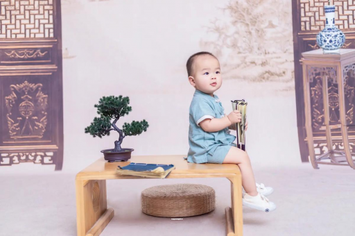 西安孕妇肚子上的黑线